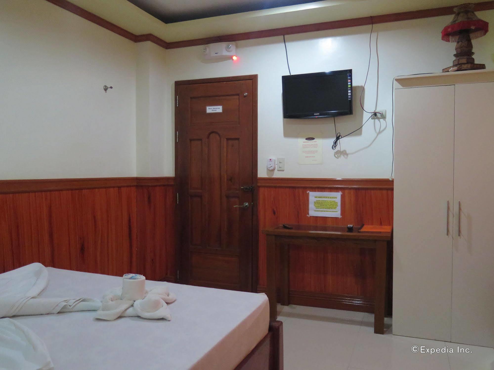 Sg Hotel Ел Нидо Екстериор снимка