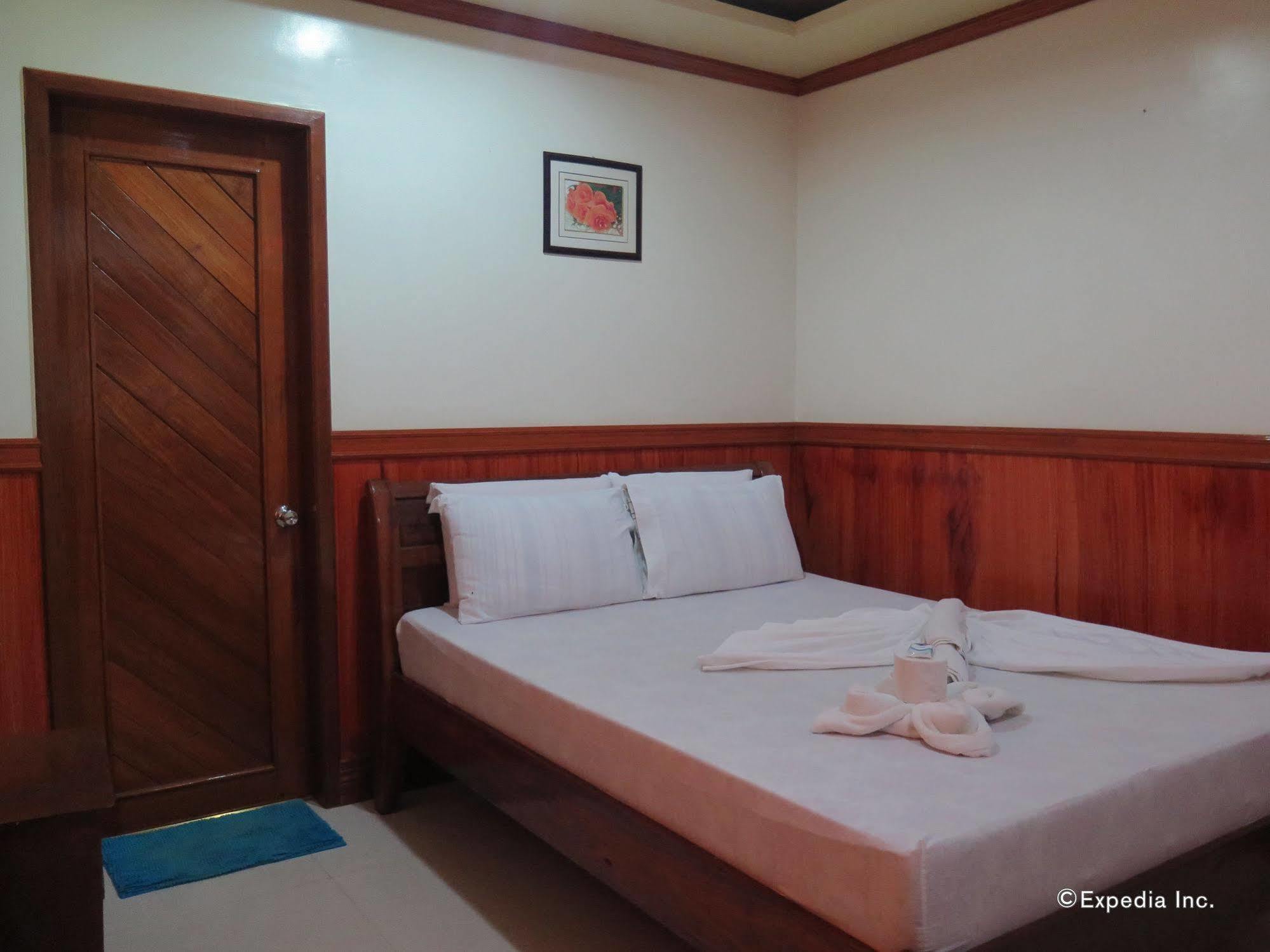 Sg Hotel Ел Нидо Екстериор снимка